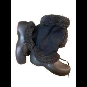 Crocs HALEY Women’s Black Winter Snow Boots Faux Fur Lined Size 6